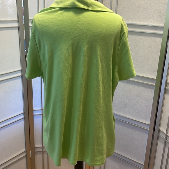 *Lime Green Short Sleeved Collared V neck - Size 18/20 - Picture 3 of 5